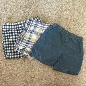 Carters 18m boy shorts bundle